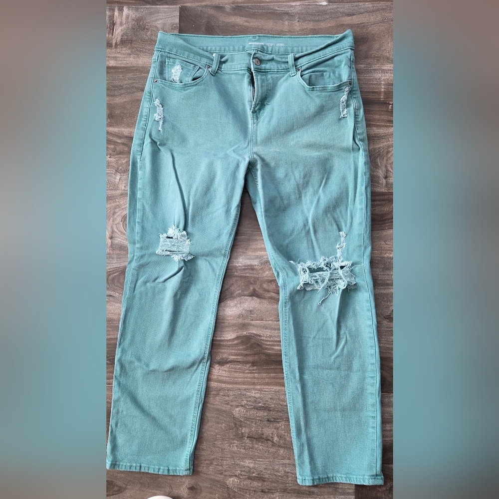 Distressed Old Navy Green Women Jeans